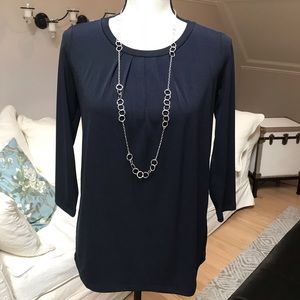 Ann Taylor Navy Top. Size S. EUC.